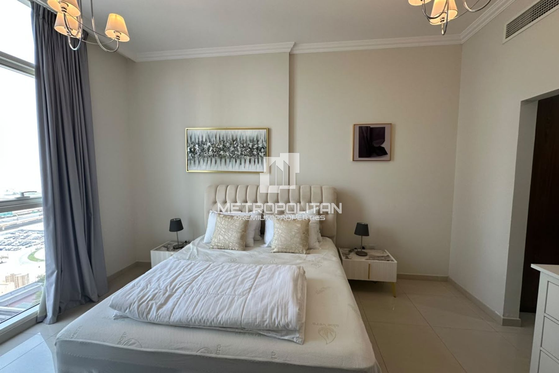 Elegant Furnished 1BR | Prime Downtown Living