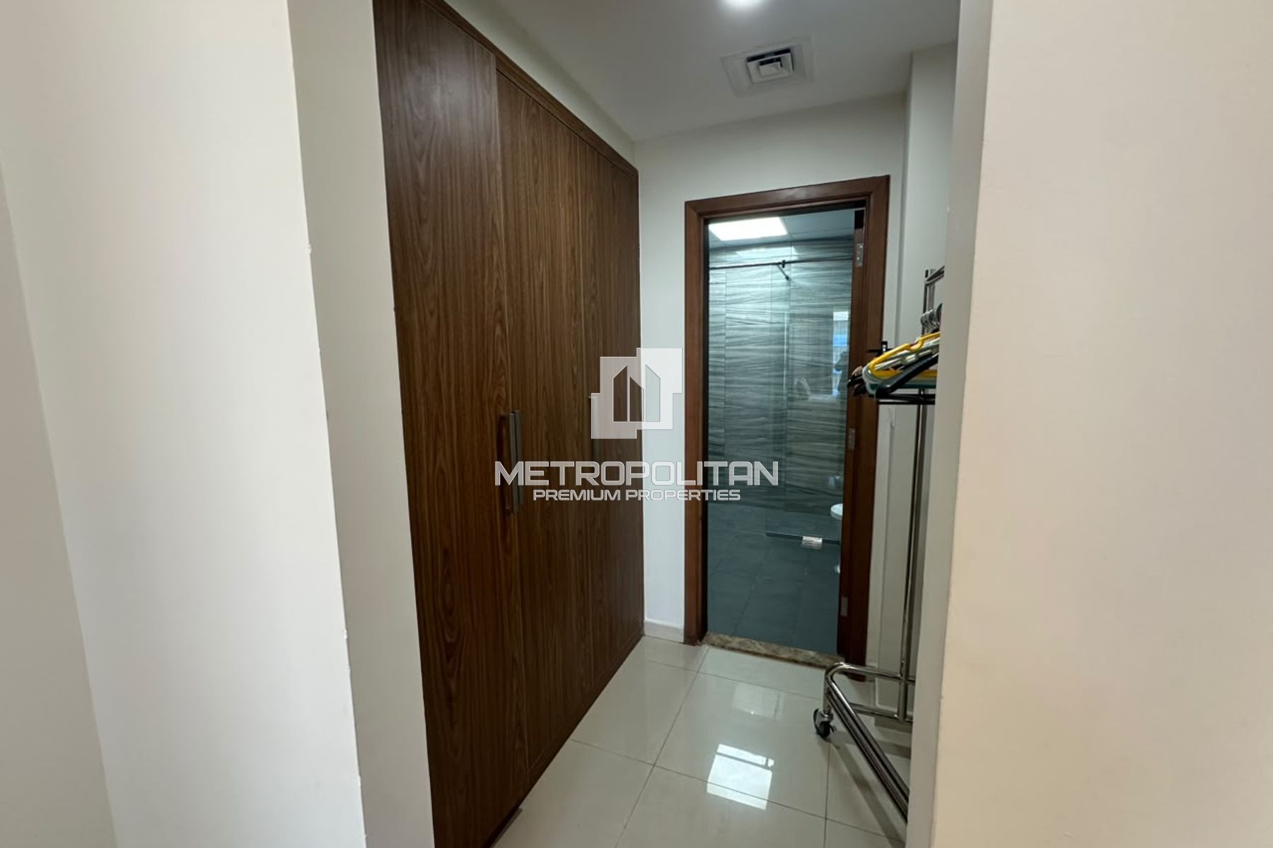 Elegant Furnished 1BR | Prime Downtown Living