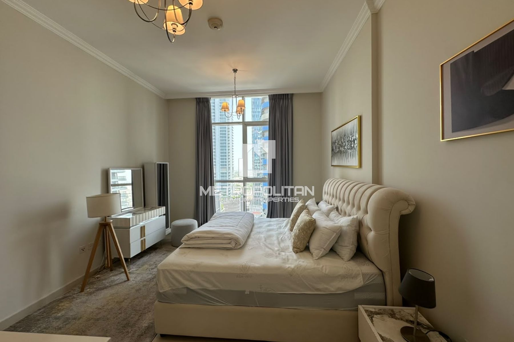 Elegant Furnished 1BR | Prime Downtown Living