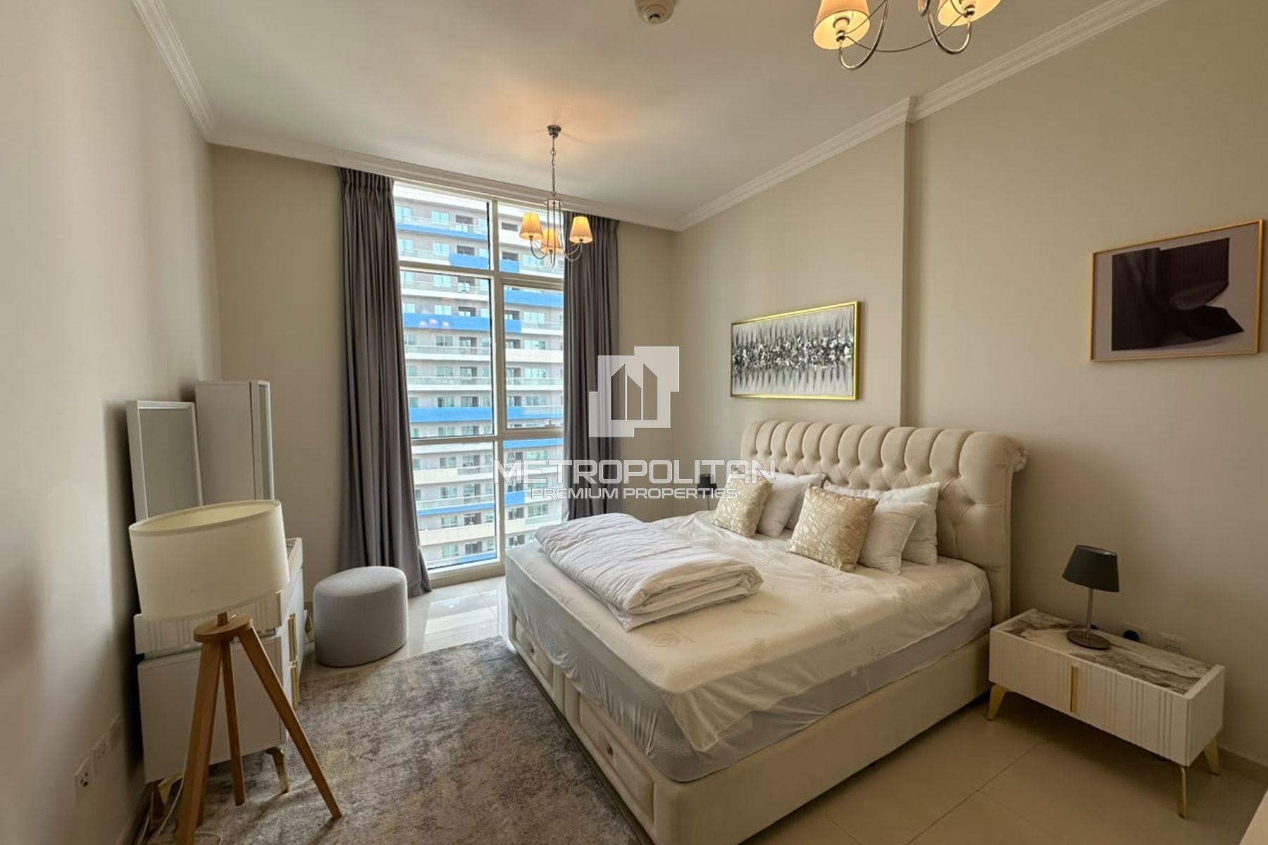 Elegant Furnished 1BR | Prime Downtown Living