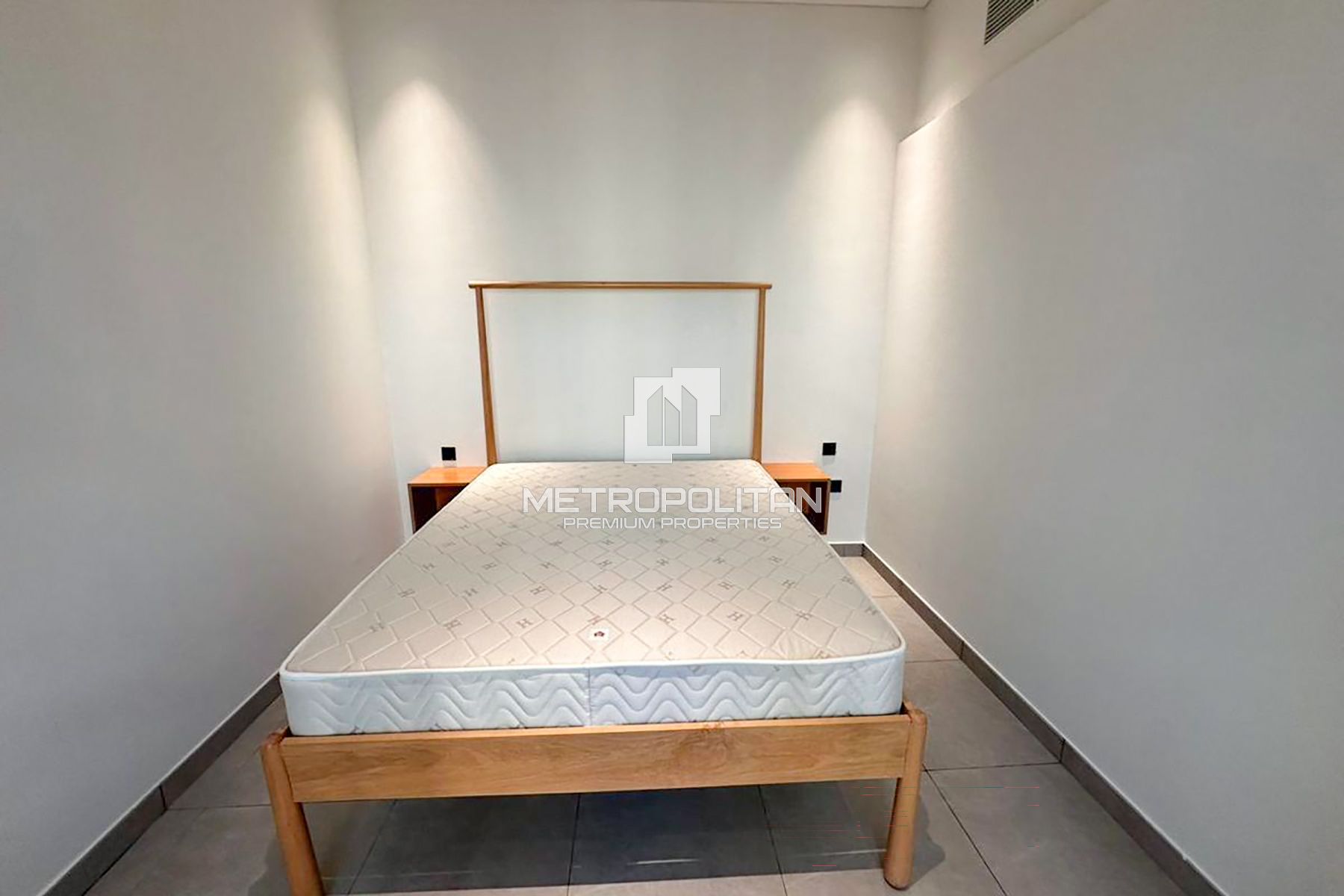 Fully Furnished | Bright Space | Great Price