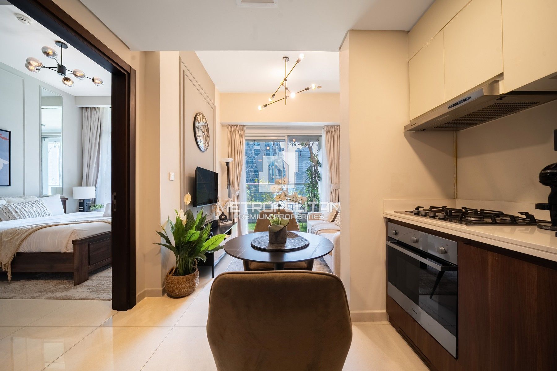 Private Garden | Stylish Fully Furnished 1 Bed