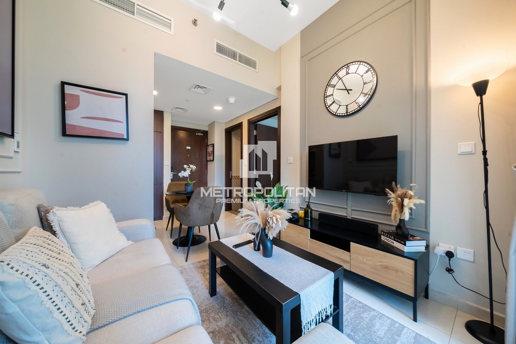 Private Garden | Stylish Fully Furnished 1 Bed