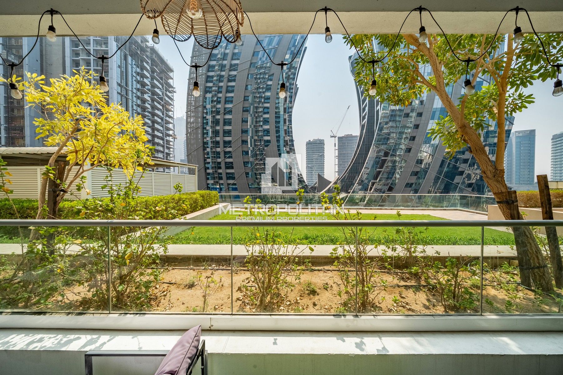 Private Garden | Stylish Fully Furnished 1 Bed