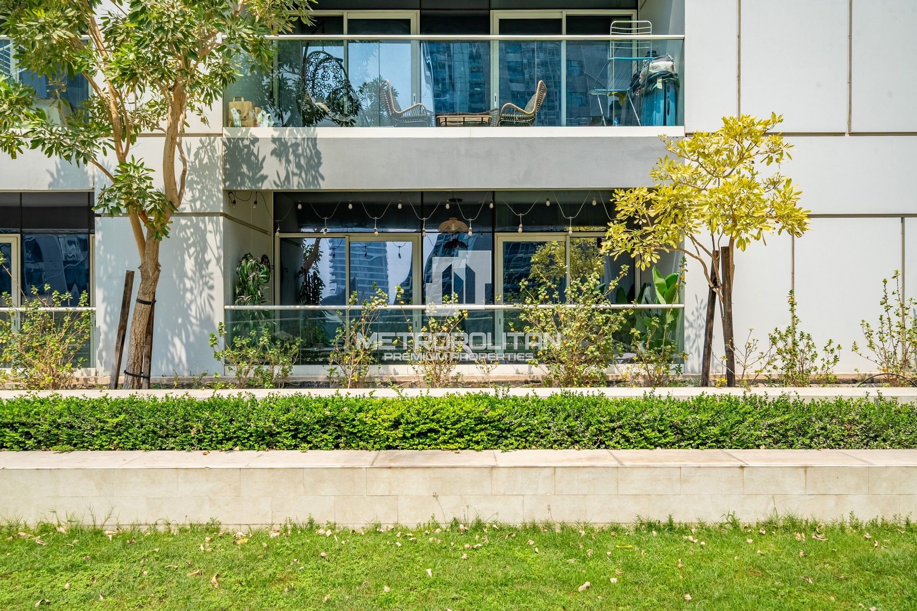 Private Garden | Stylish Fully Furnished 1 Bed