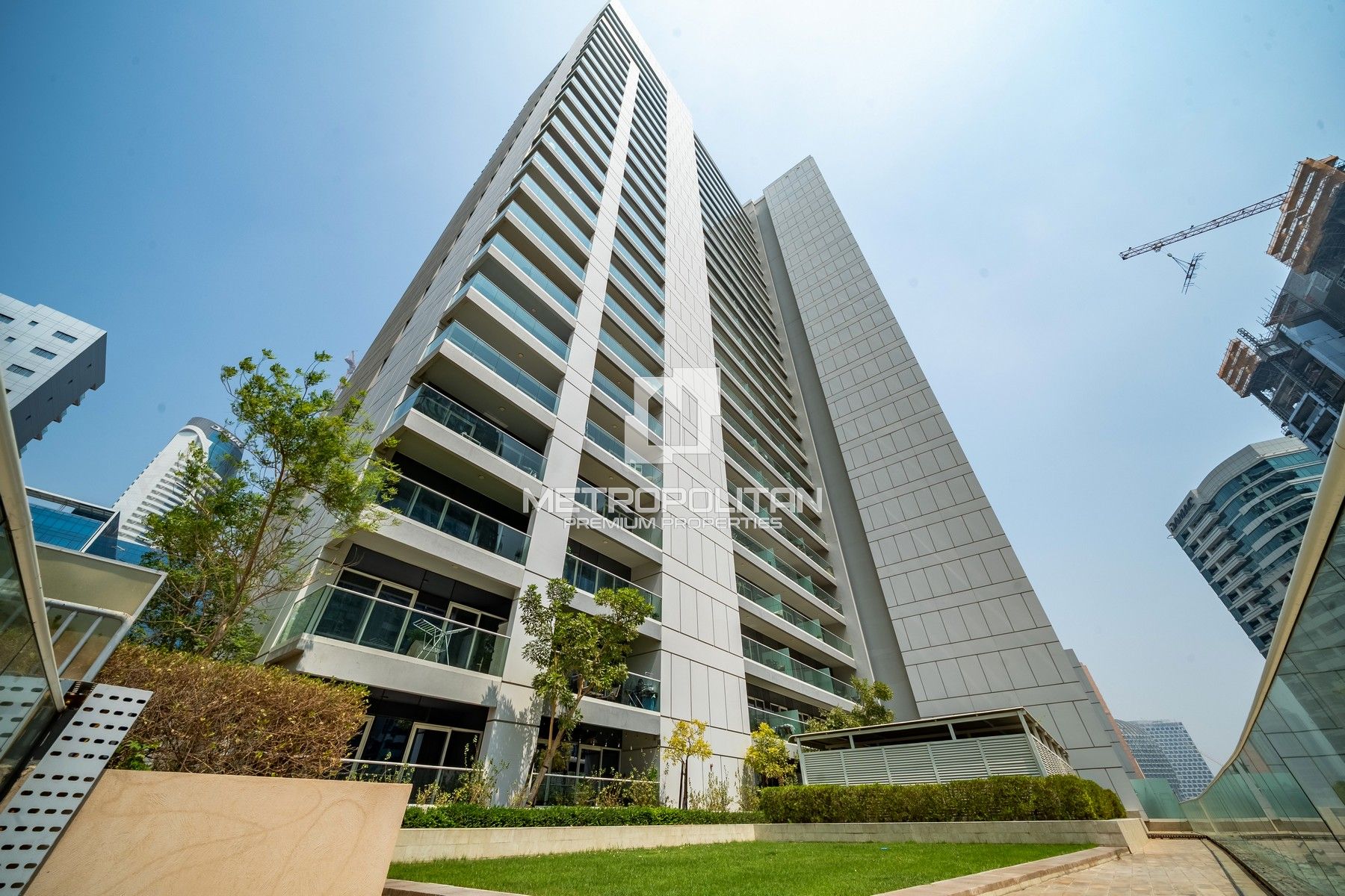 Private Garden | Stylish Fully Furnished 1 Bed