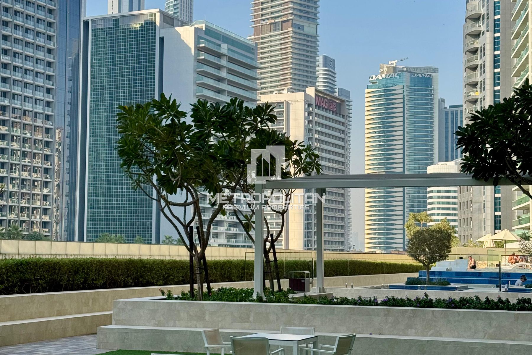 Private Garden | Stylish Fully Furnished 1 Bed