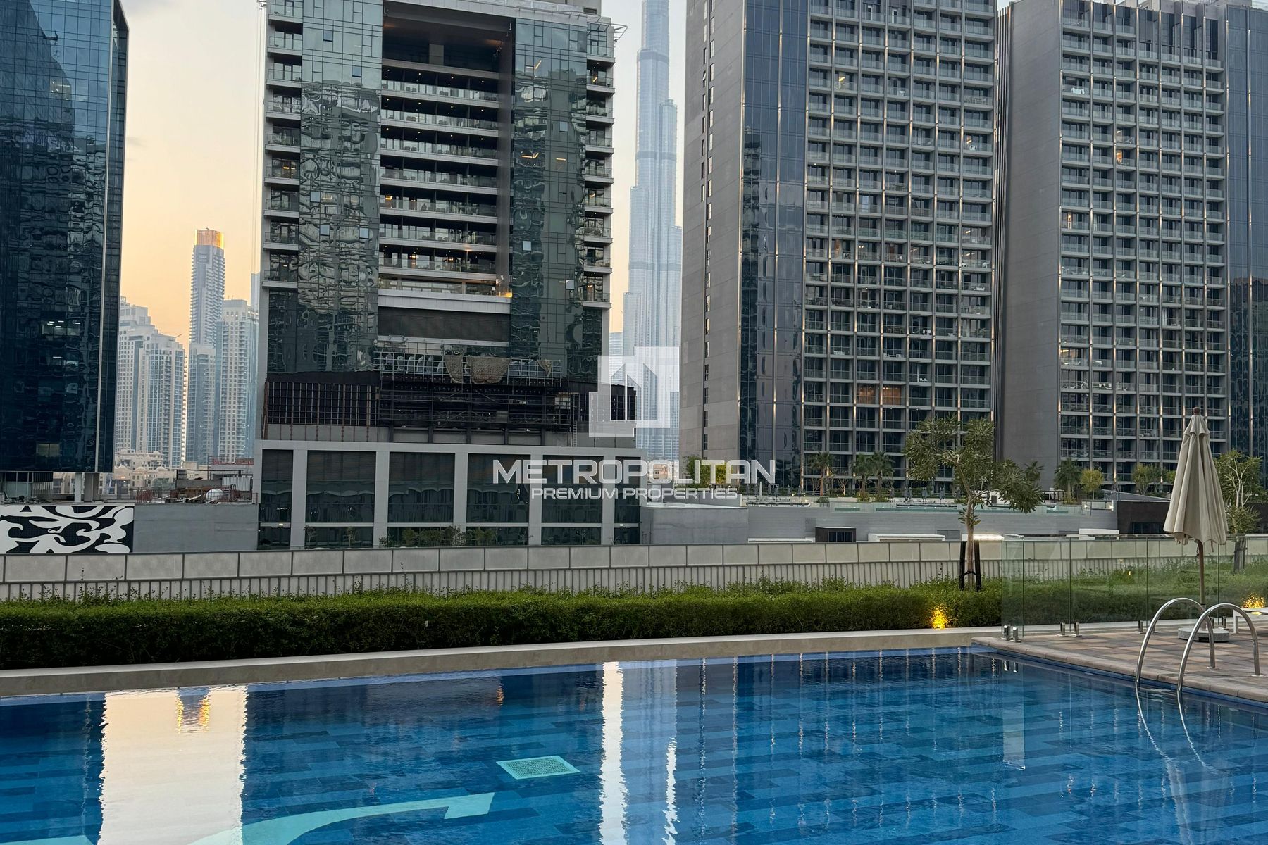 Private Garden | Stylish Fully Furnished 1 Bed