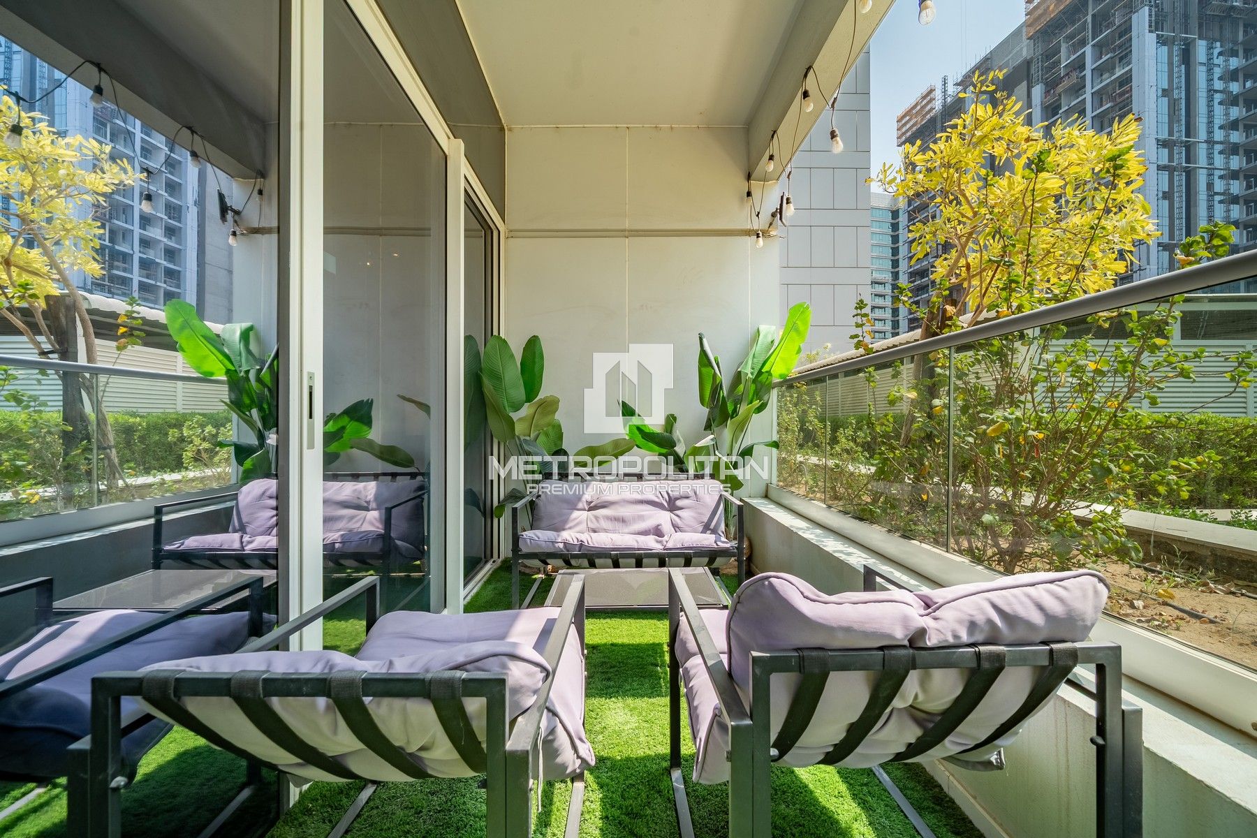 Private Garden | Stylish Fully Furnished 1 Bed