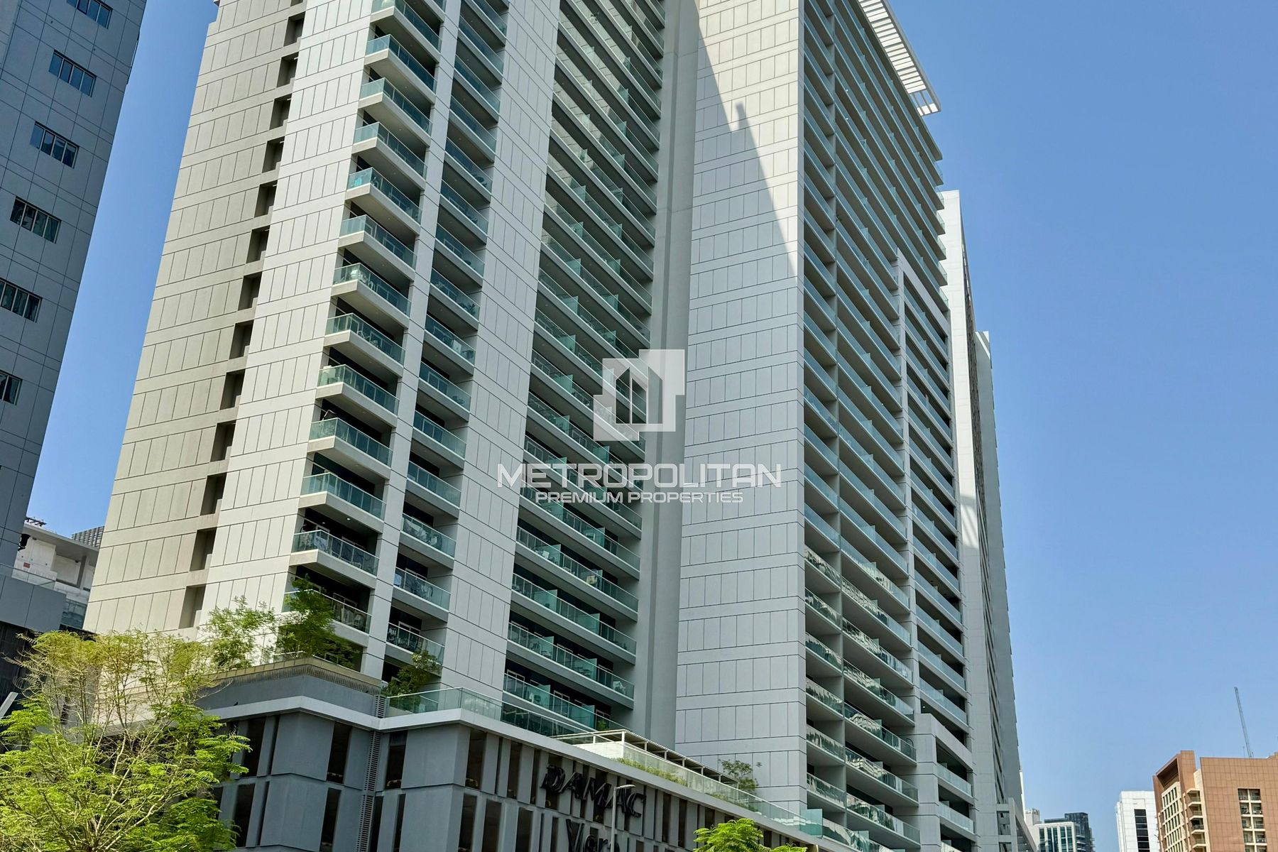 Private Garden | Stylish Fully Furnished 1 Bed