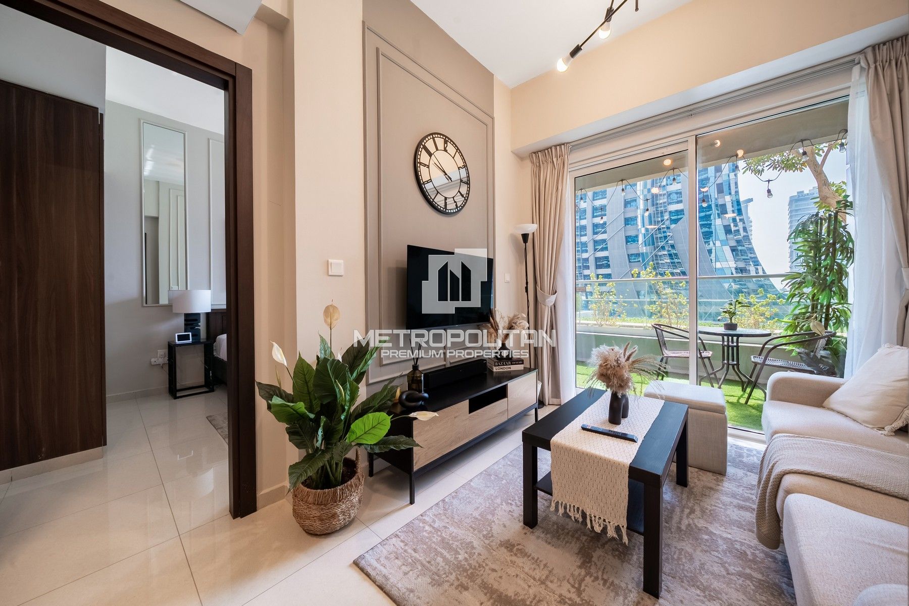 Private Garden | Stylish Fully Furnished 1 Bed