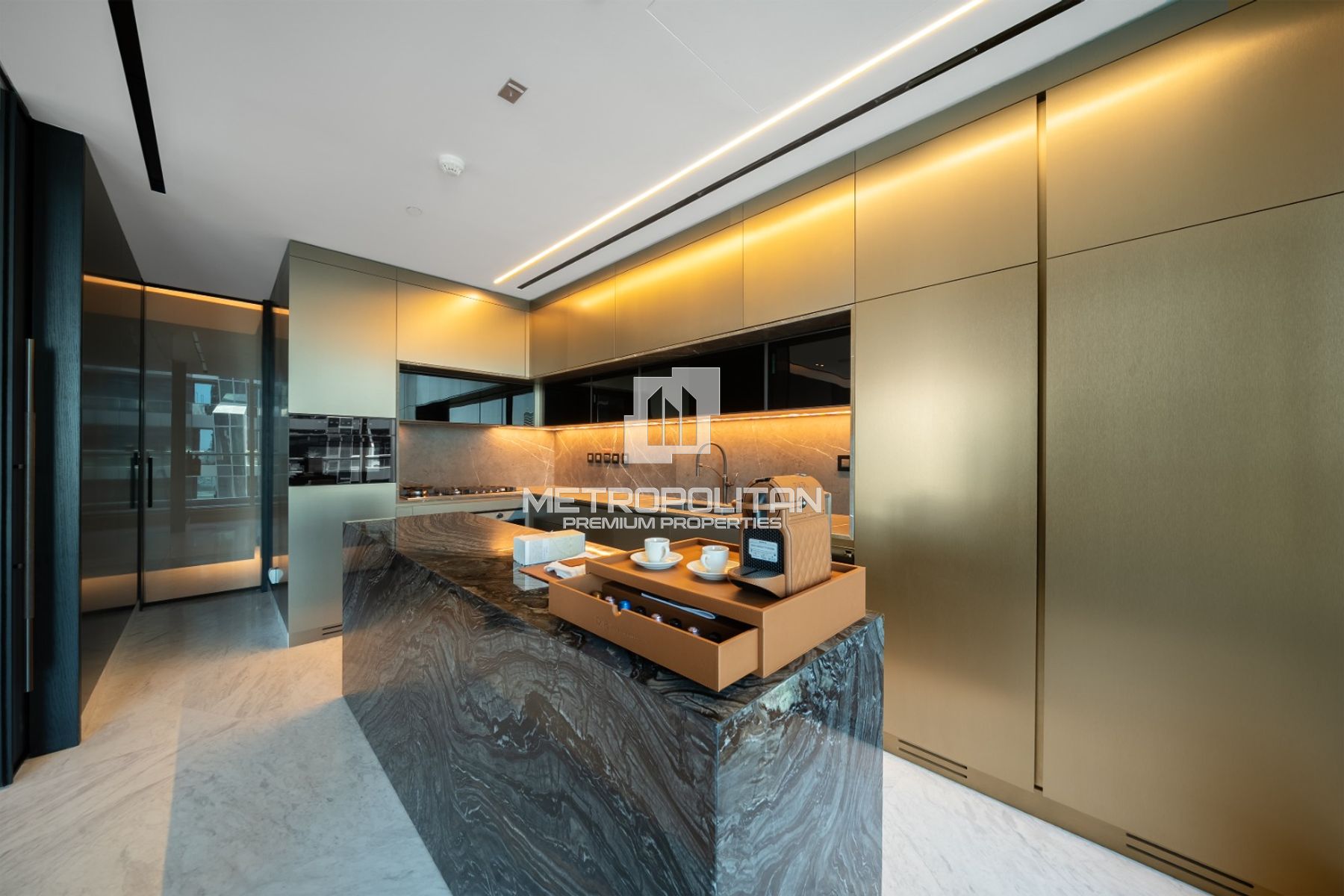 شقة للإيجار في J ONE Tower B، Business Bay - MPR-10937