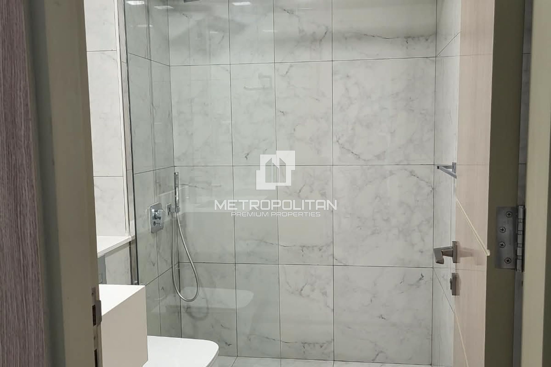 1BR Central 2 |Mid Floor |Sea View |Ready To Move