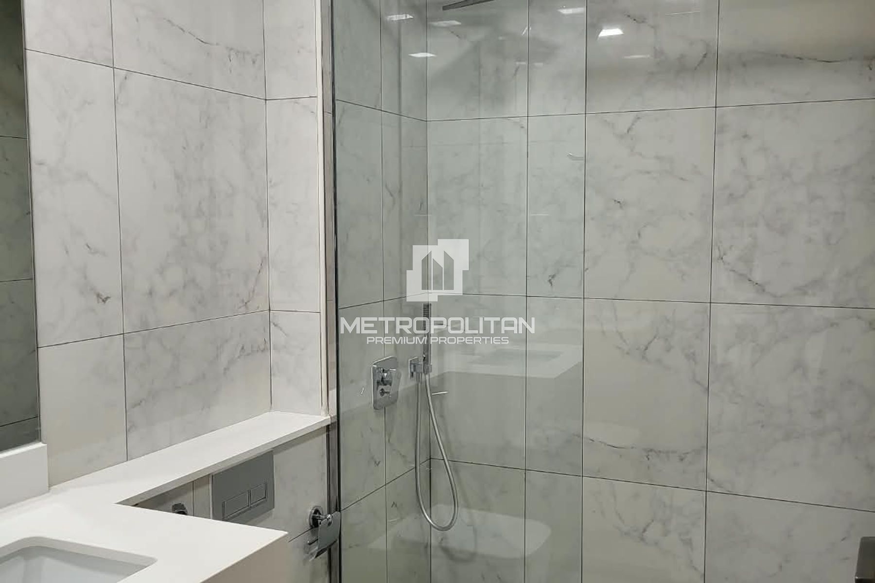 1BR Central 2 |Mid Floor |Sea View |Ready To Move