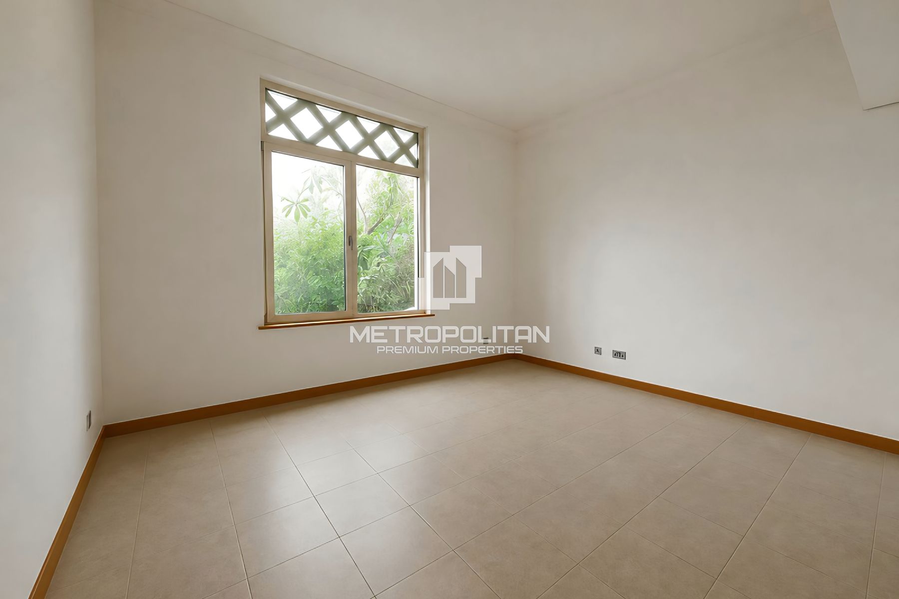 Type E | Ground | 1,612 sqft | Maids | Garden View