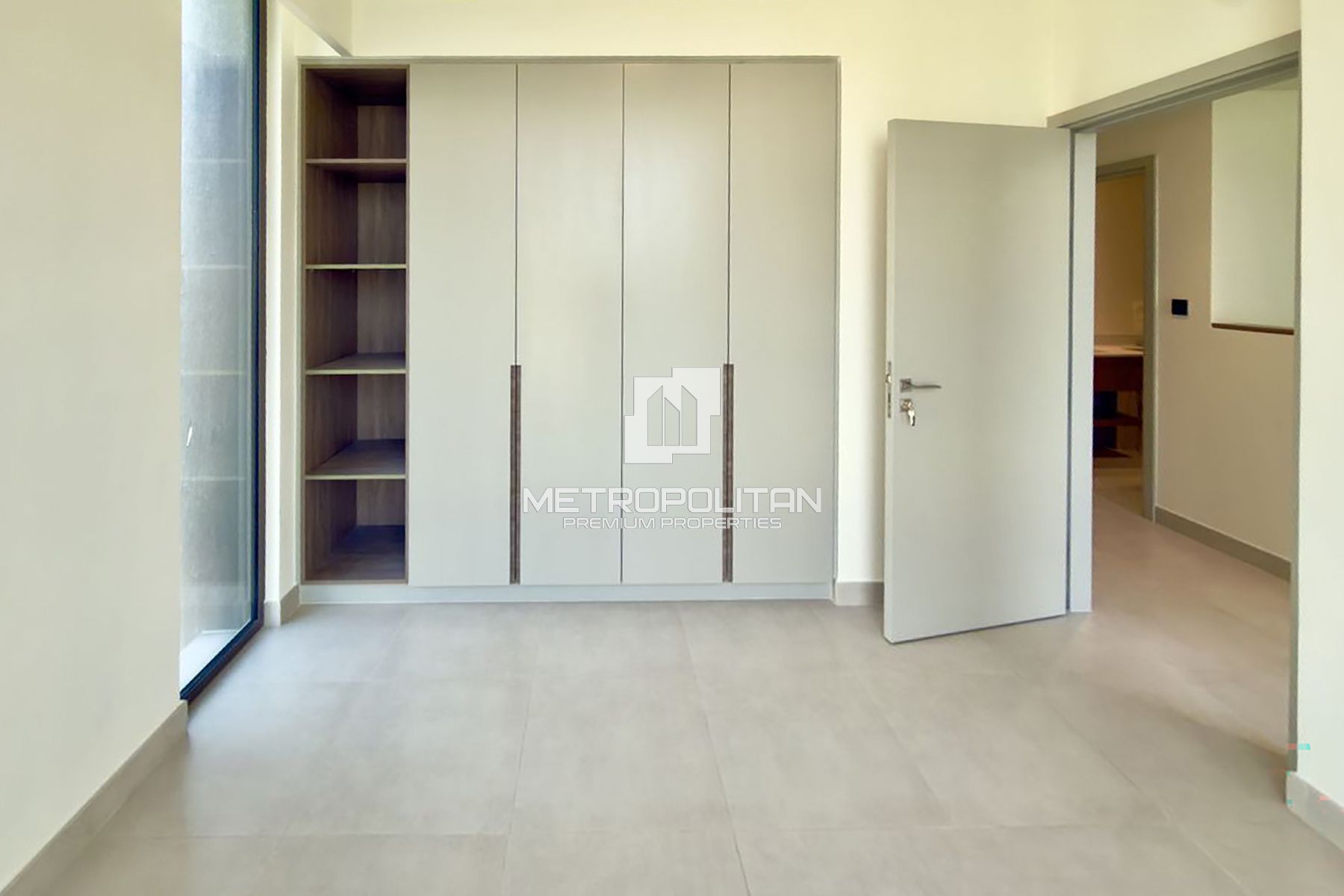 Spacious 4 BED | Corner Townhouse | Brand New