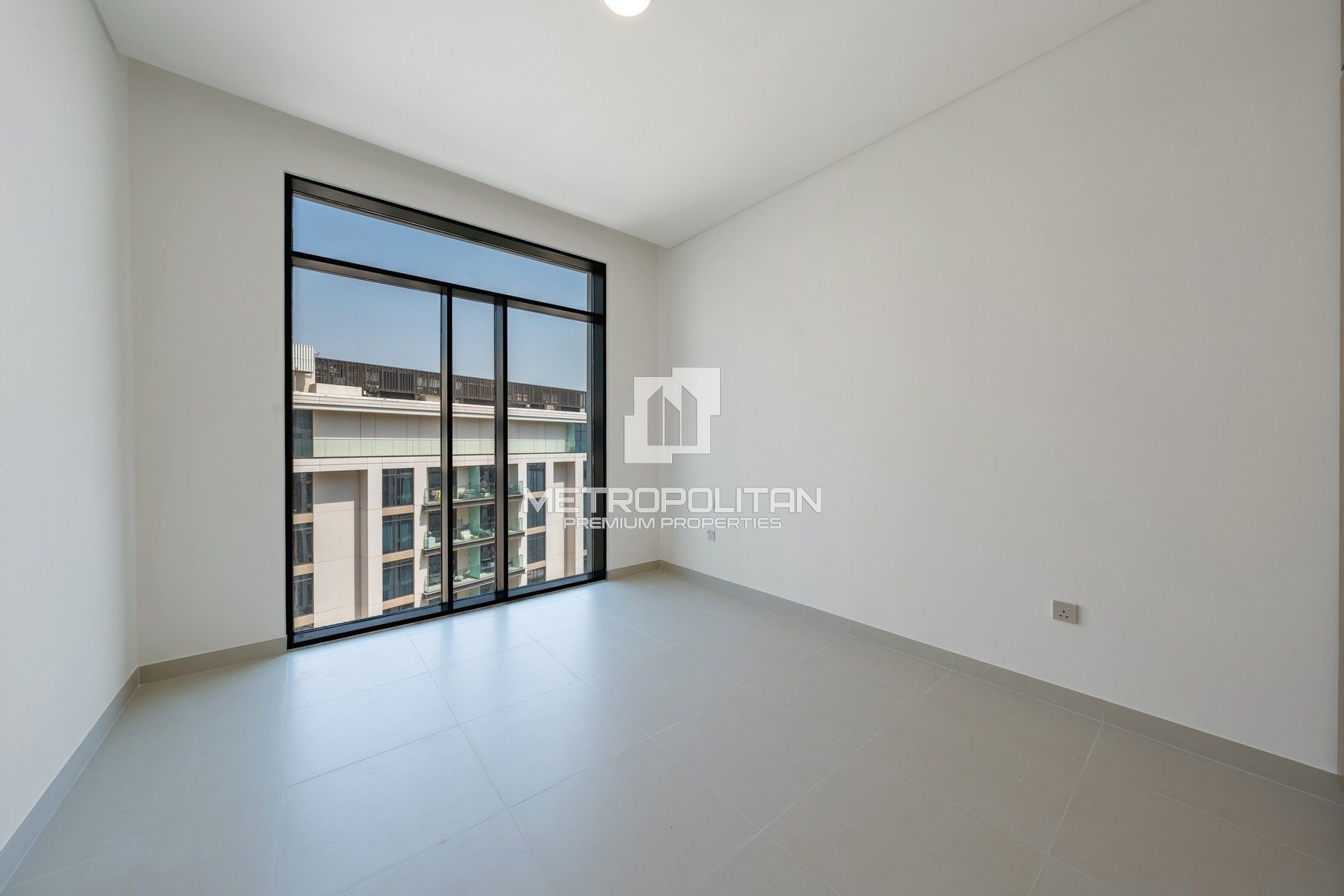Brand New Unit | Available Now | High Floor