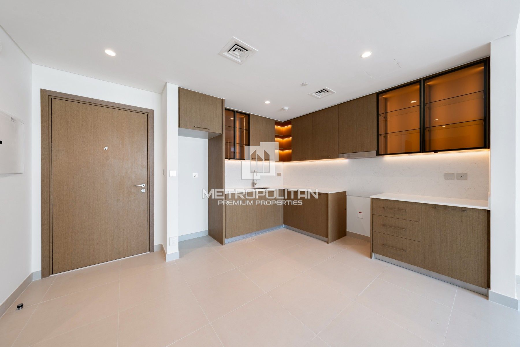 Brand New Unit | Available Now | High Floor