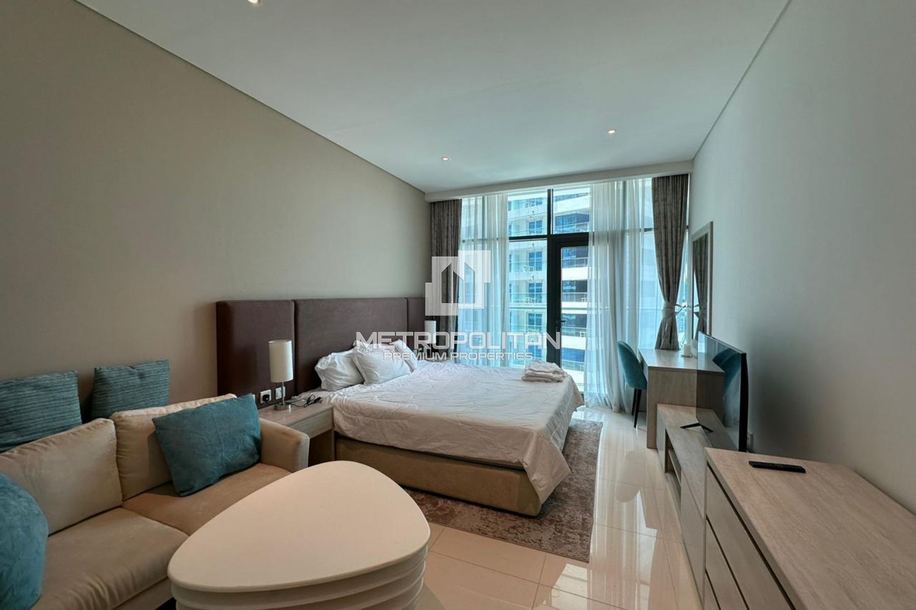 Stylish & Furnished | Vacant | Palm Jumeirah