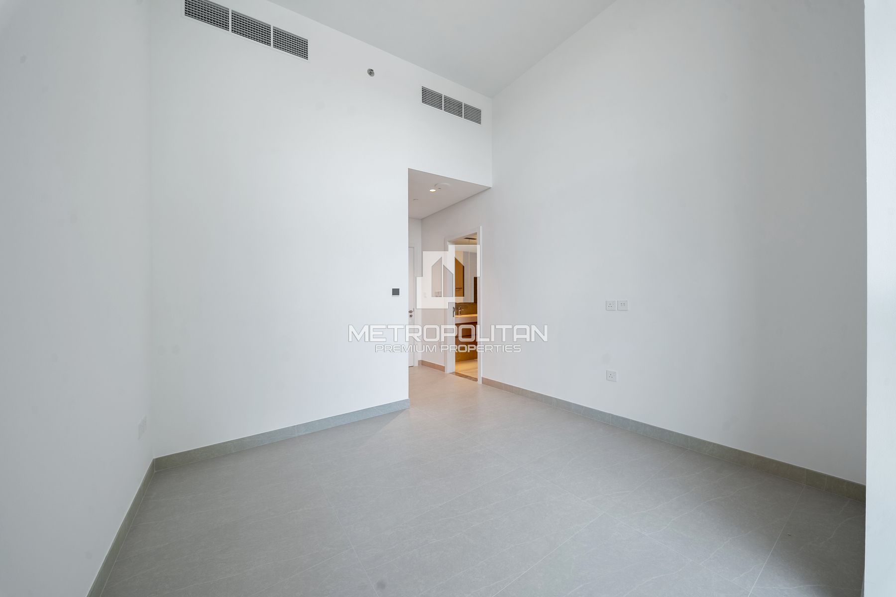 Low Floor | Fully Equipped Kitchen | Ready Now
