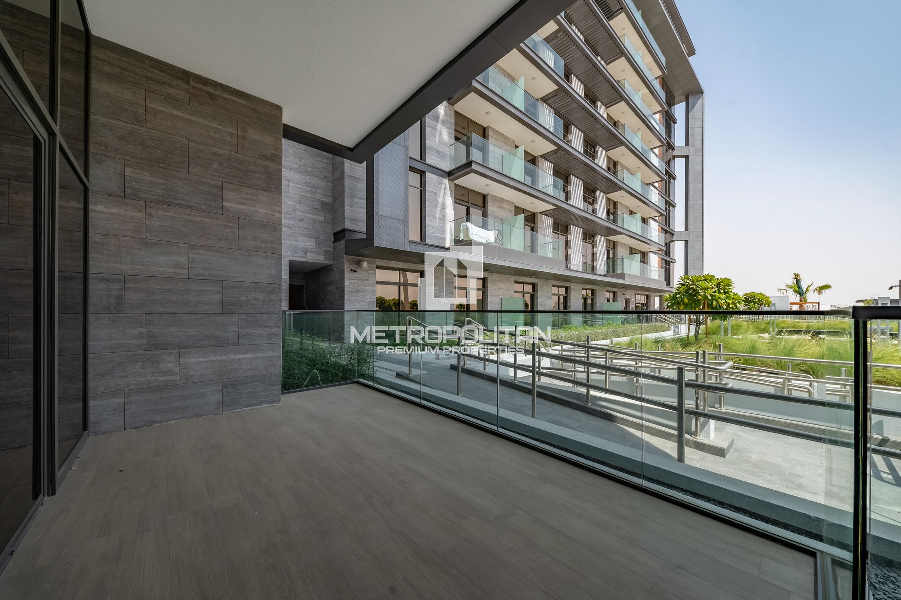 Low Floor | Fully Equipped Kitchen | Ready Now