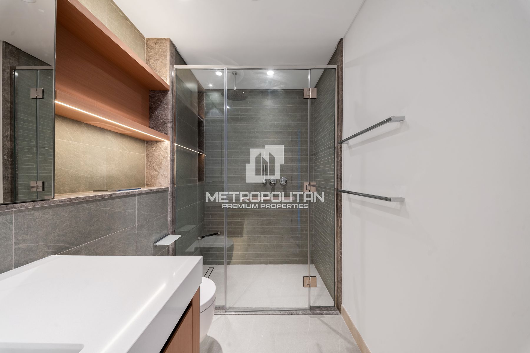 Brand New | Kitchen Equipped | Ready to Move