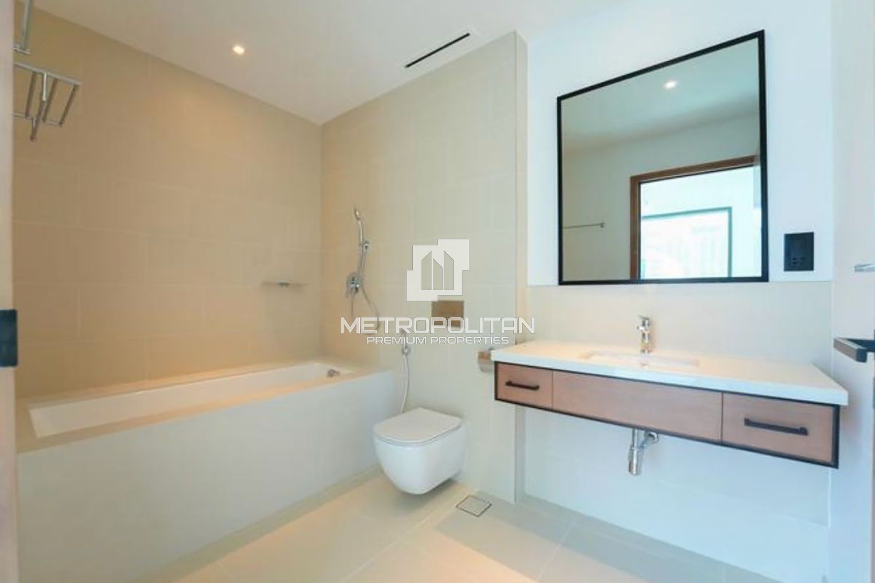 Full Marina View | Middle Floor | Spacious