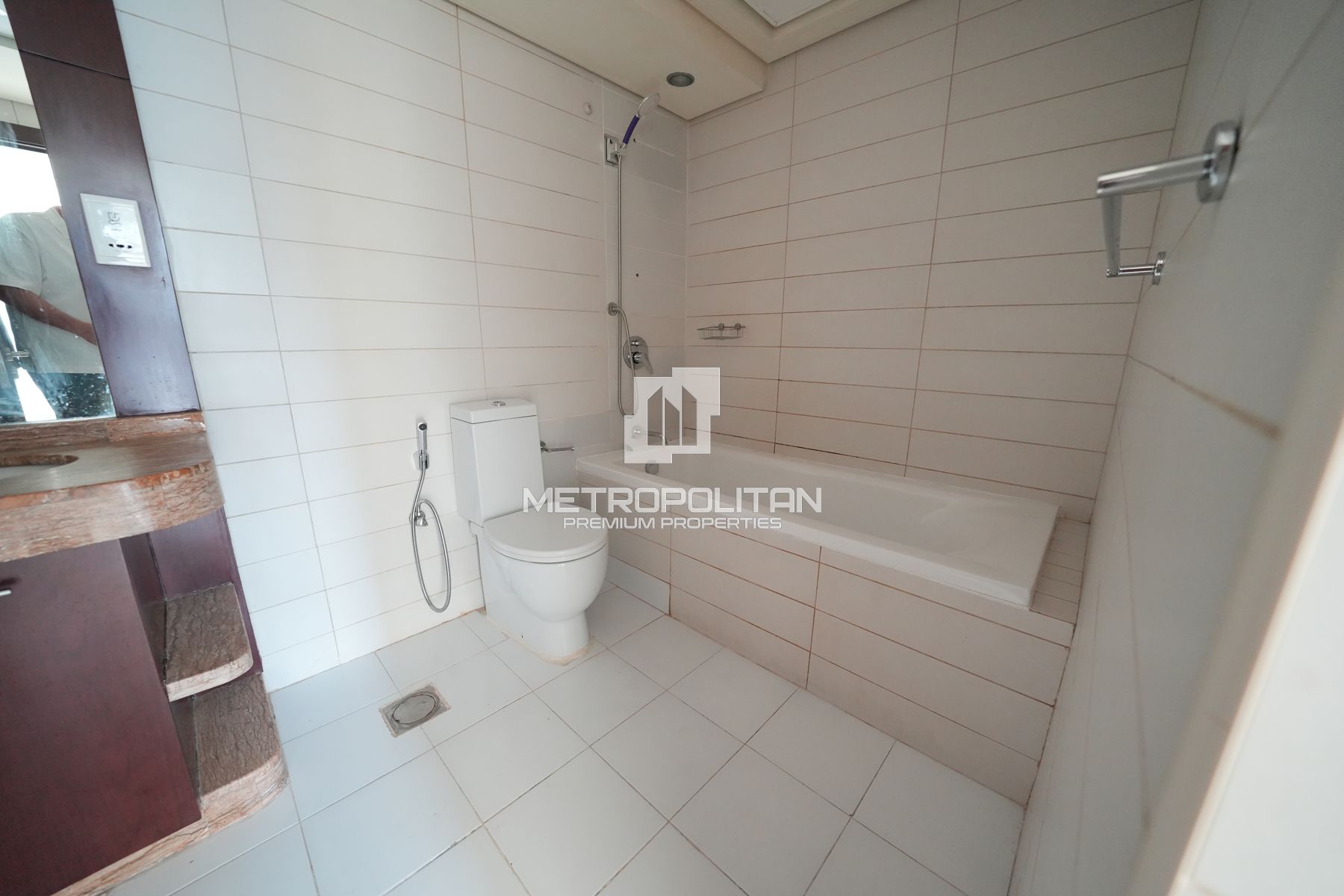 Burj Views | Ready to Move | Prime Location