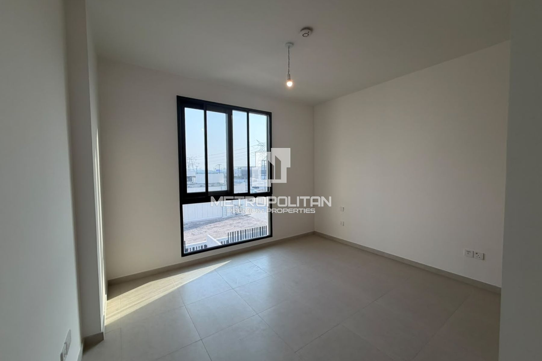 Great Deal | Single Row | Prime Location
