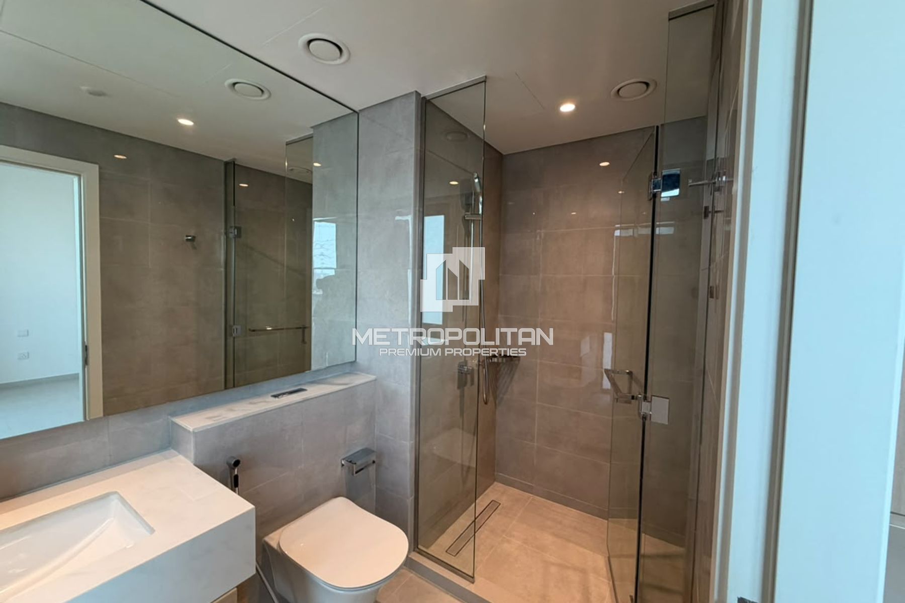 Great Deal | Single Row | Prime Location
