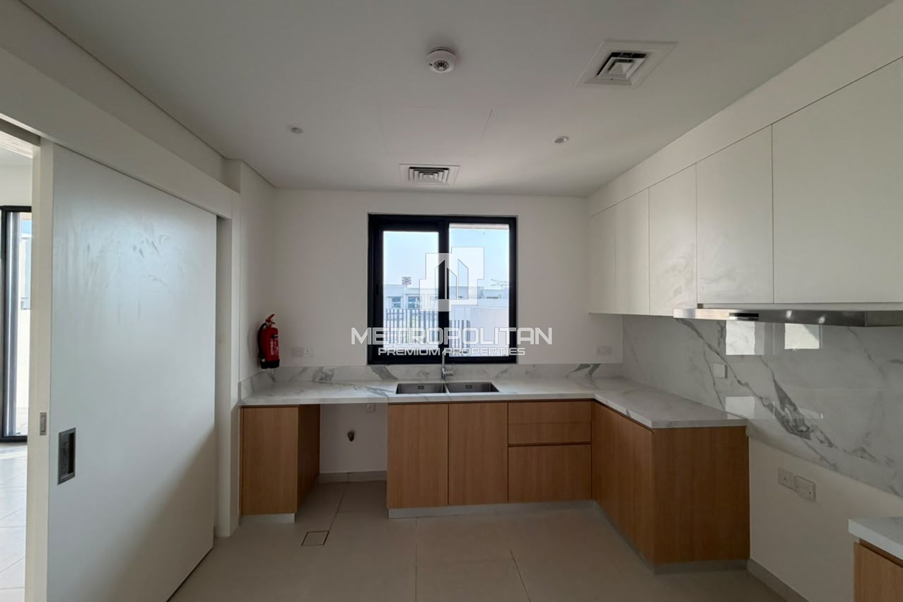 3BR Townhouse for Rent in Jebel Ali Village Townhouses, Jebel Ali - MPR-10988