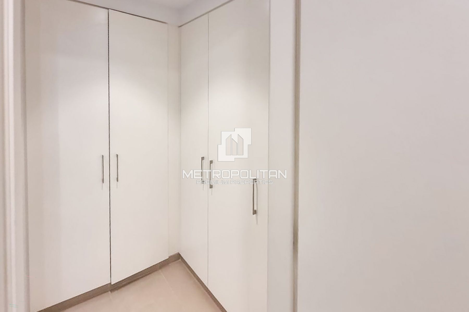Fully Furnished | Ready to Move In | High floor