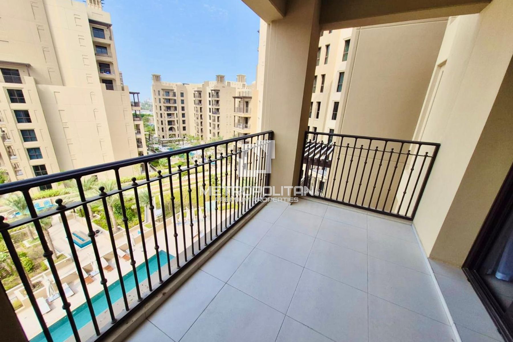 Park View | High Floor | Available Now