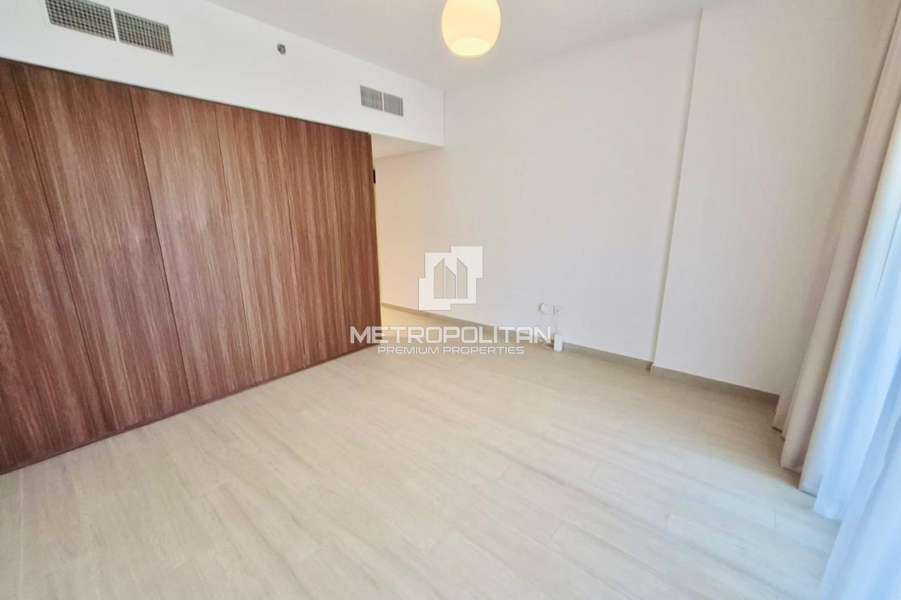 Park View | High Floor | Available Now