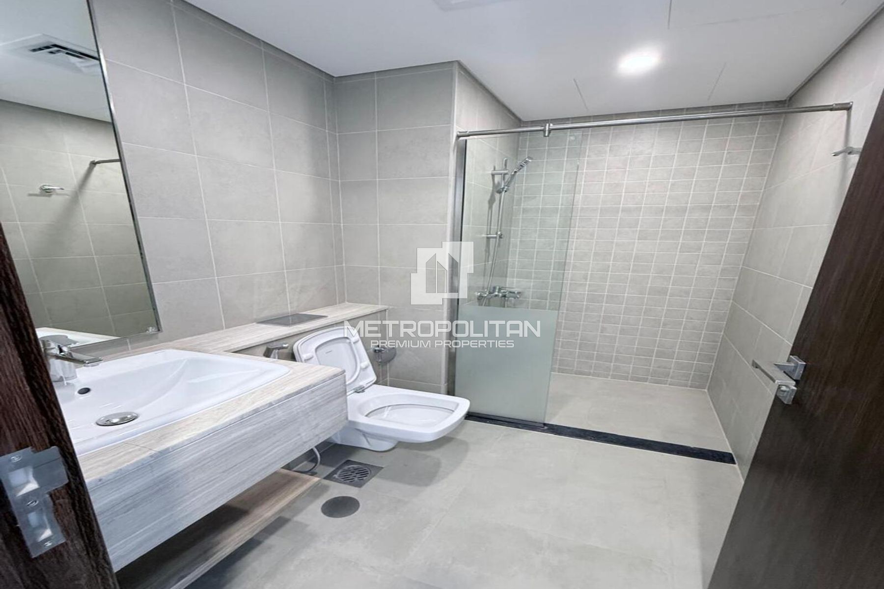 Elegant Studio | Ready to Move In | Pool View