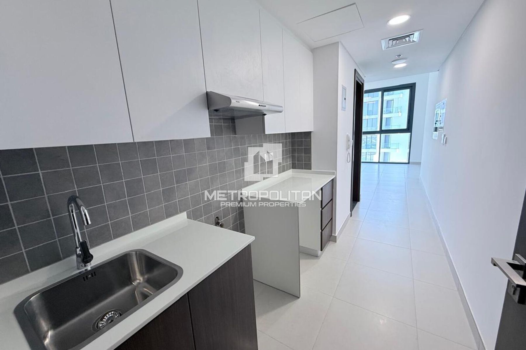 Elegant Studio | Ready to Move In | Pool View