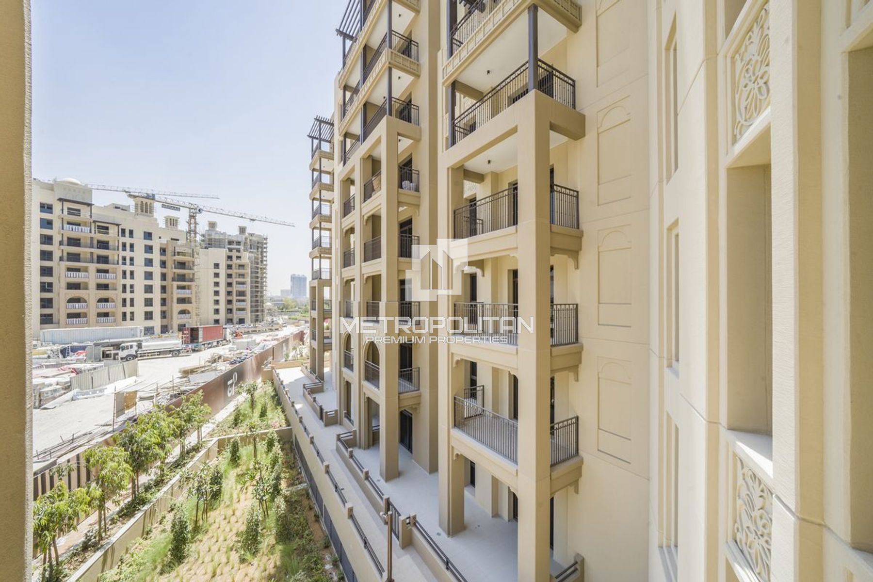 Spacious Layout | Unfurnished | Vacant October, 19