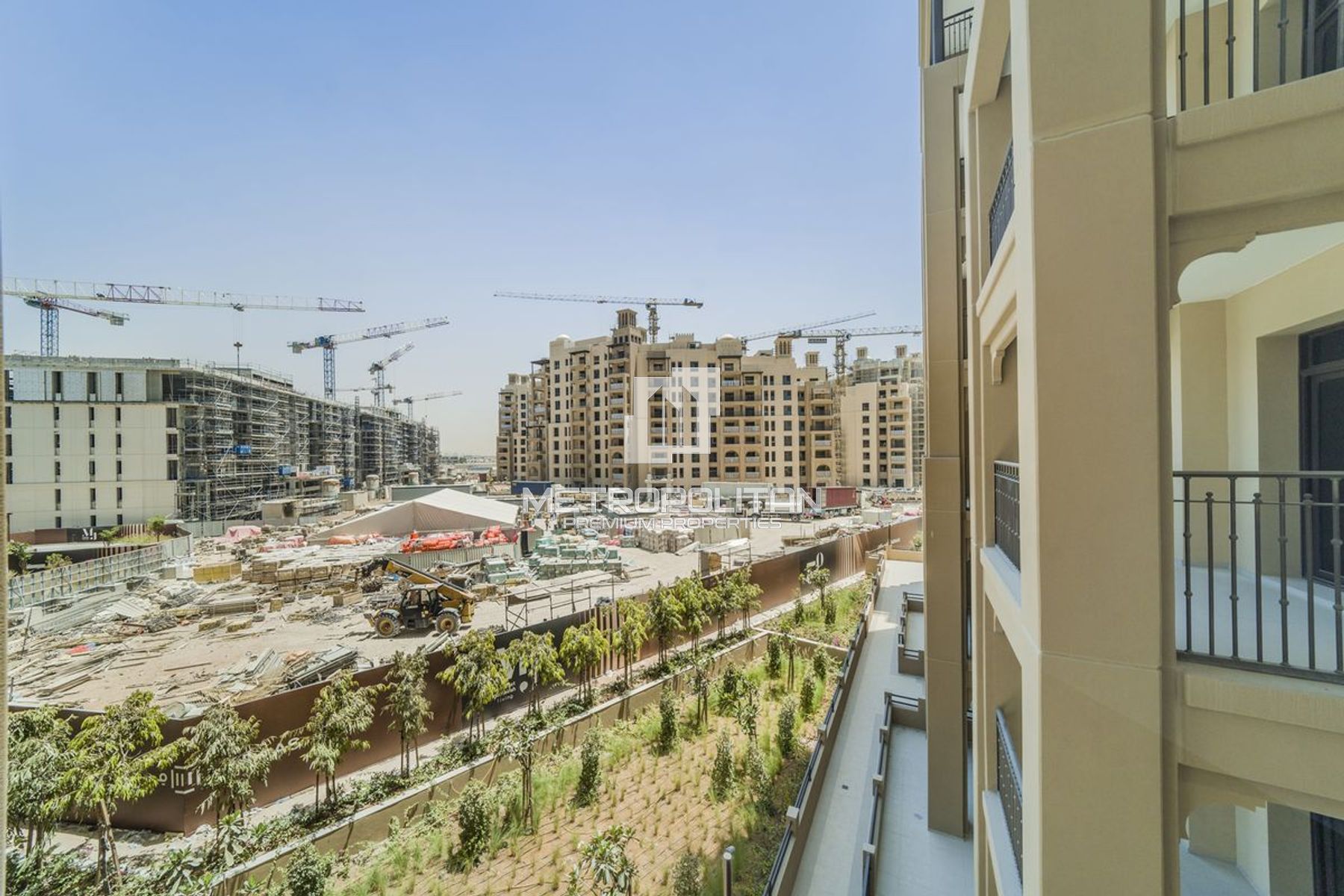 Spacious Layout | Unfurnished | Vacant October, 19
