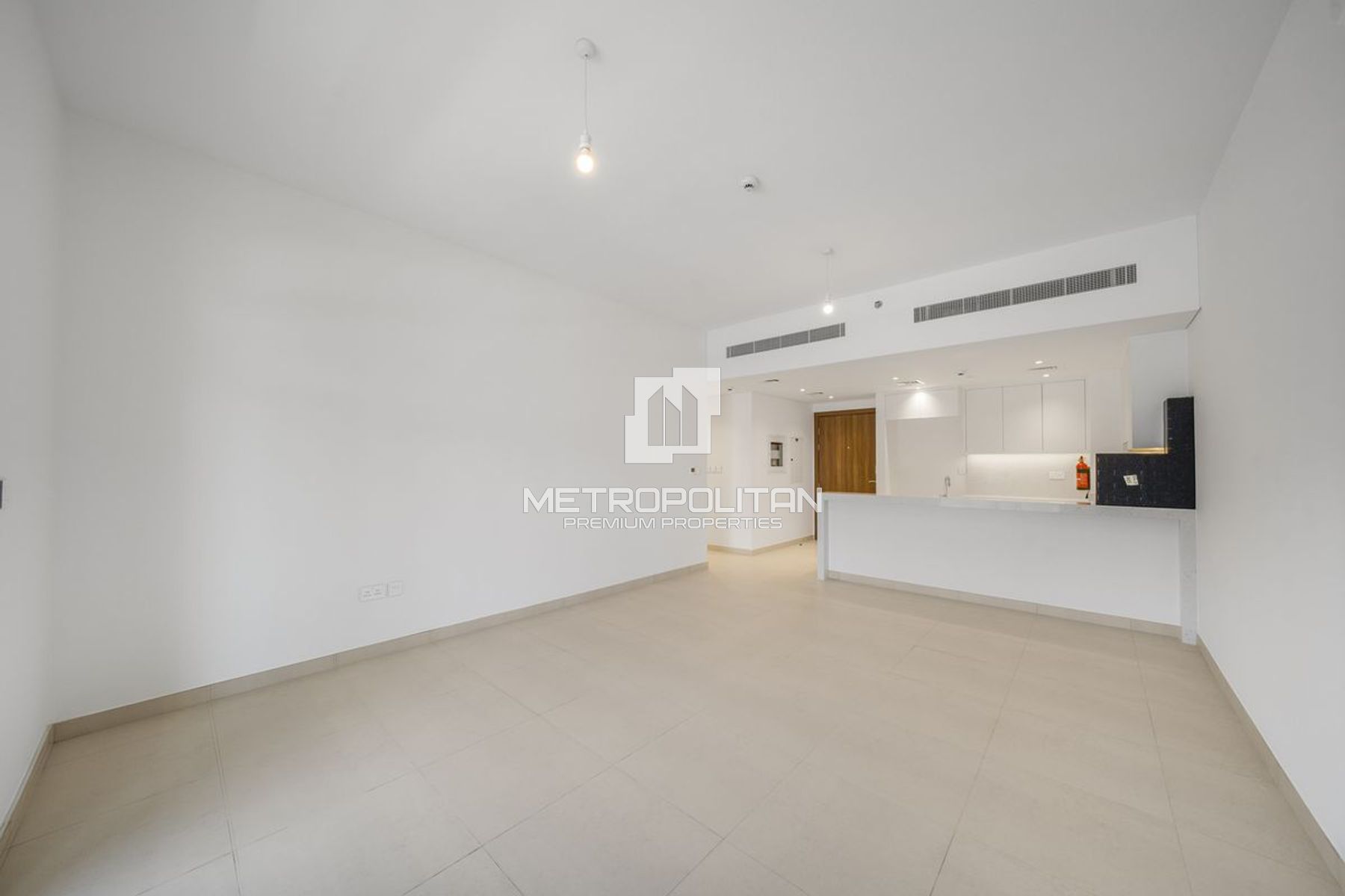 Spacious Layout | Unfurnished | Vacant October, 19