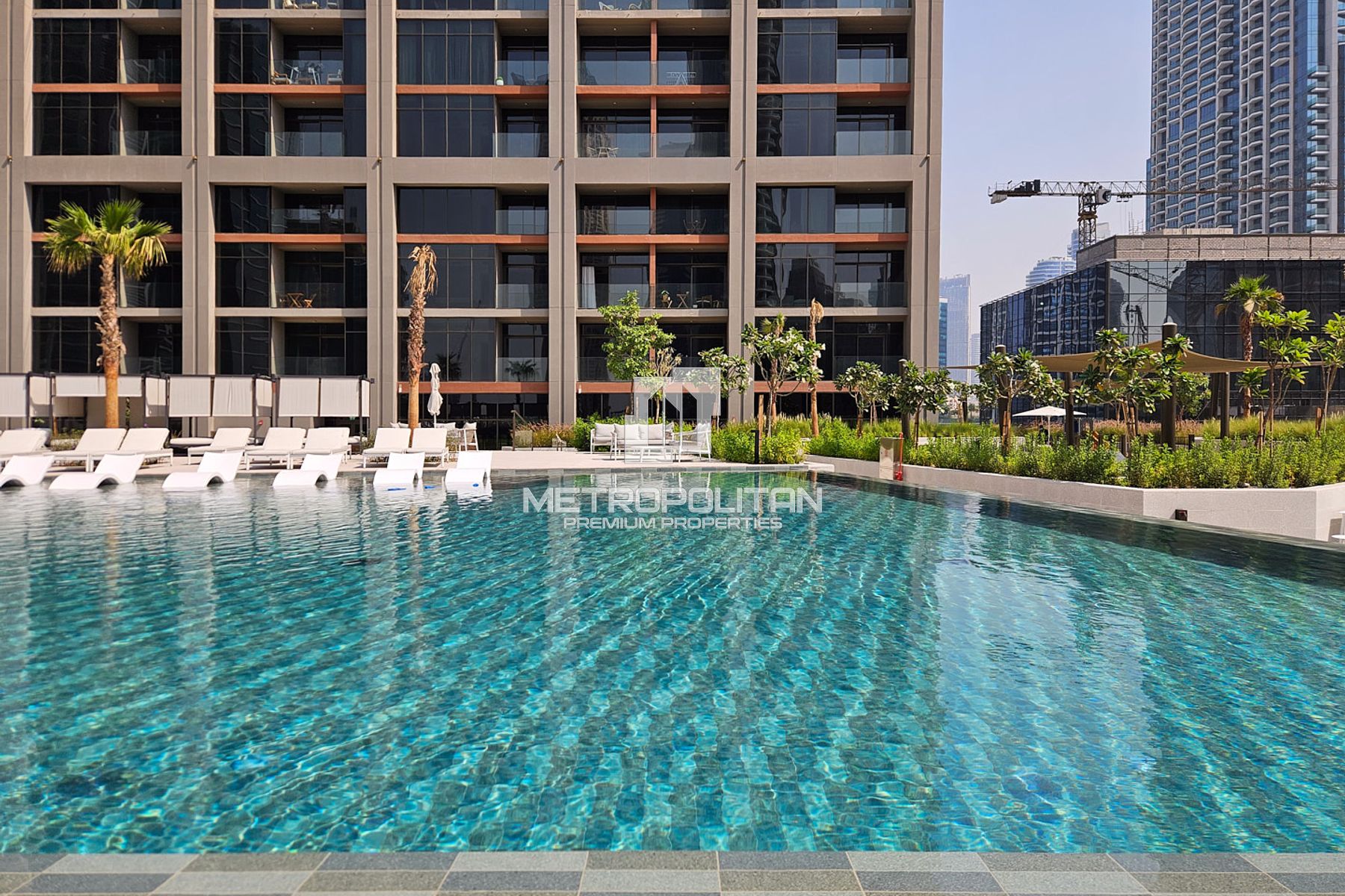 Fully Furnished | High Floor | Canal View