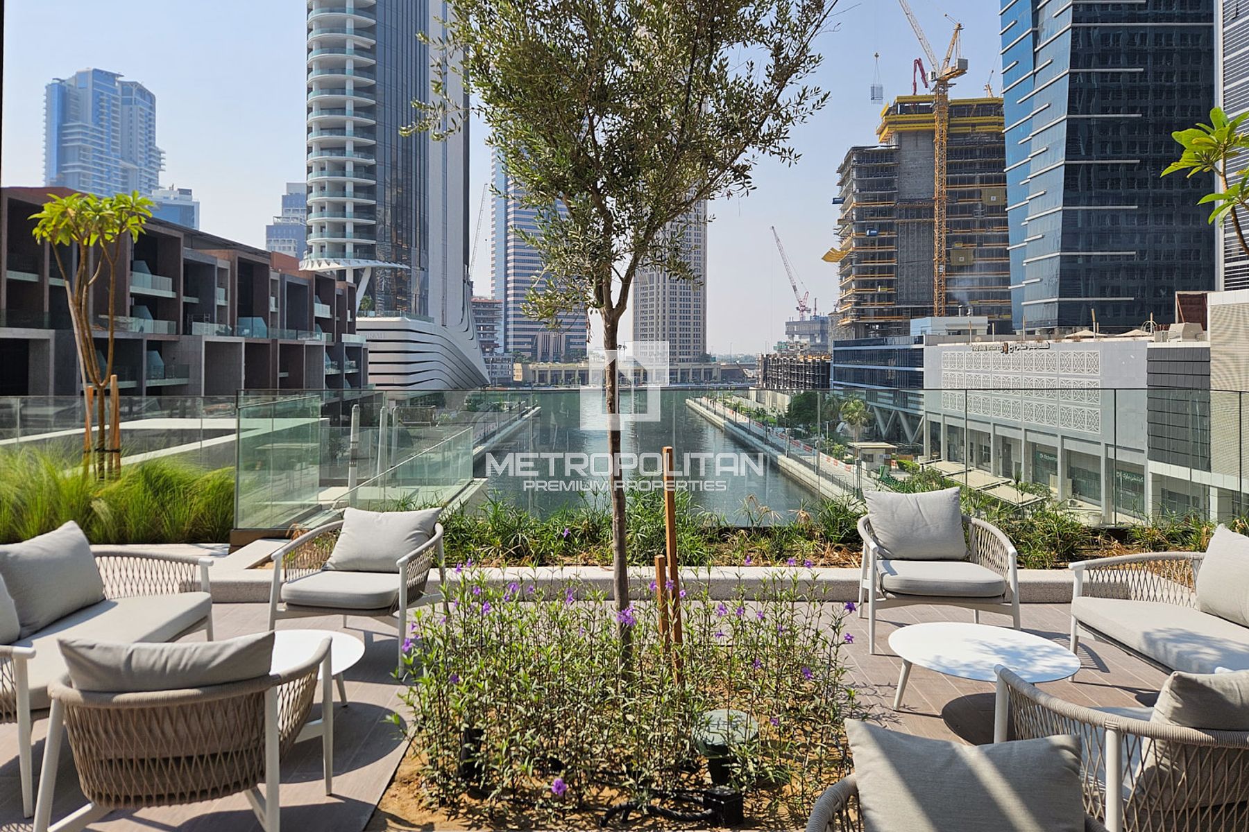 Fully Furnished | High Floor | Canal View