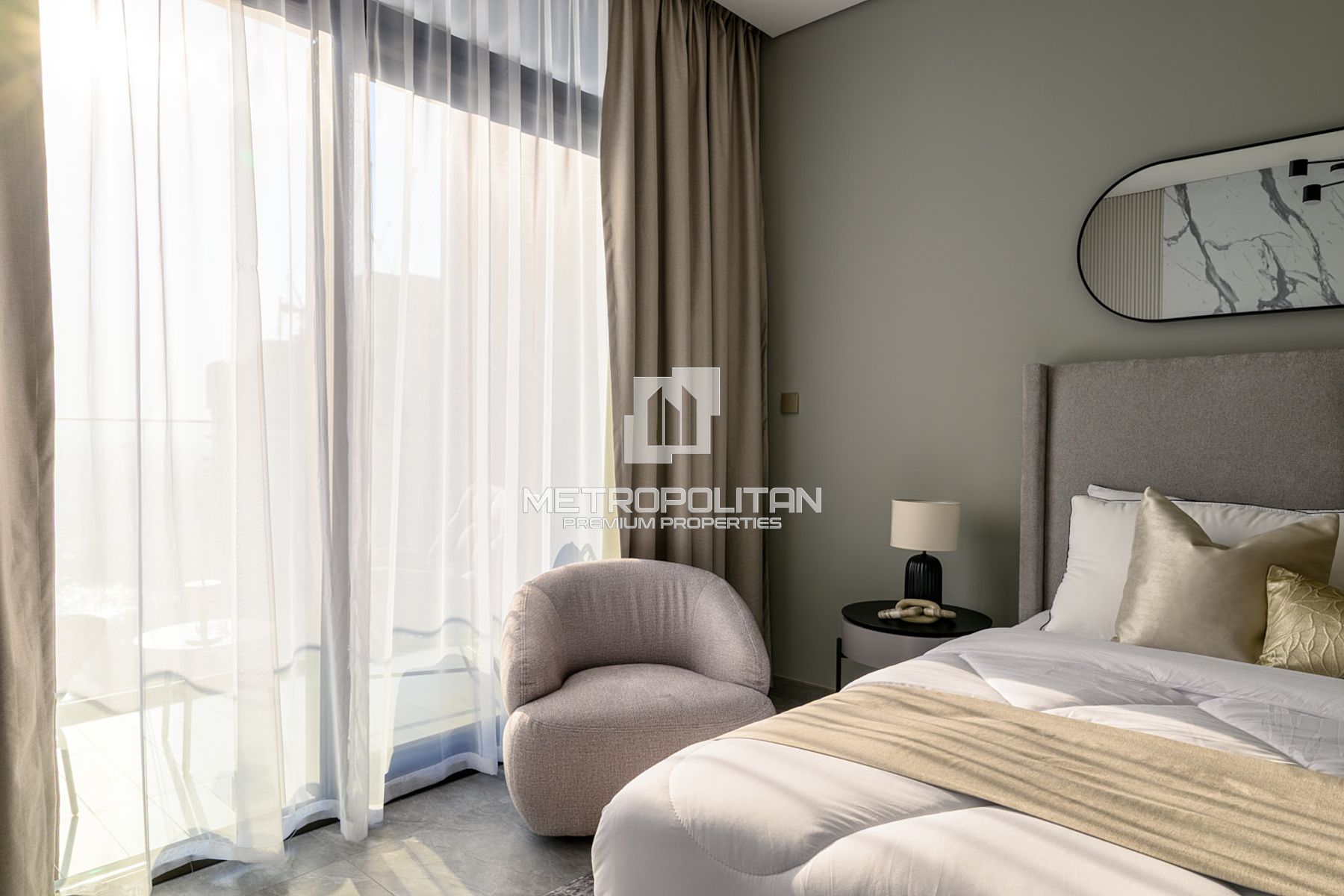 Fully Furnished | High Floor | Canal View