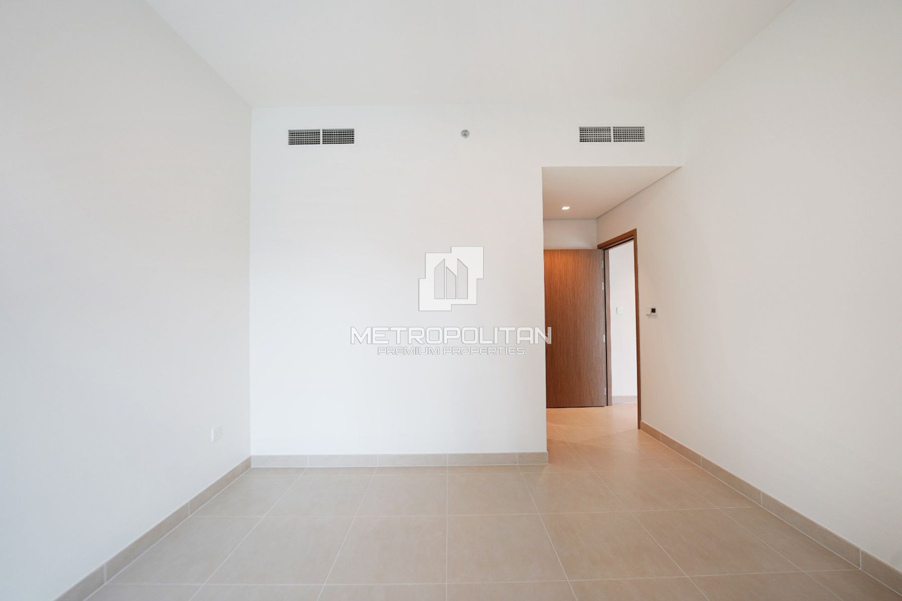 Waterfront Living | Ready to Move in | Unfurnished