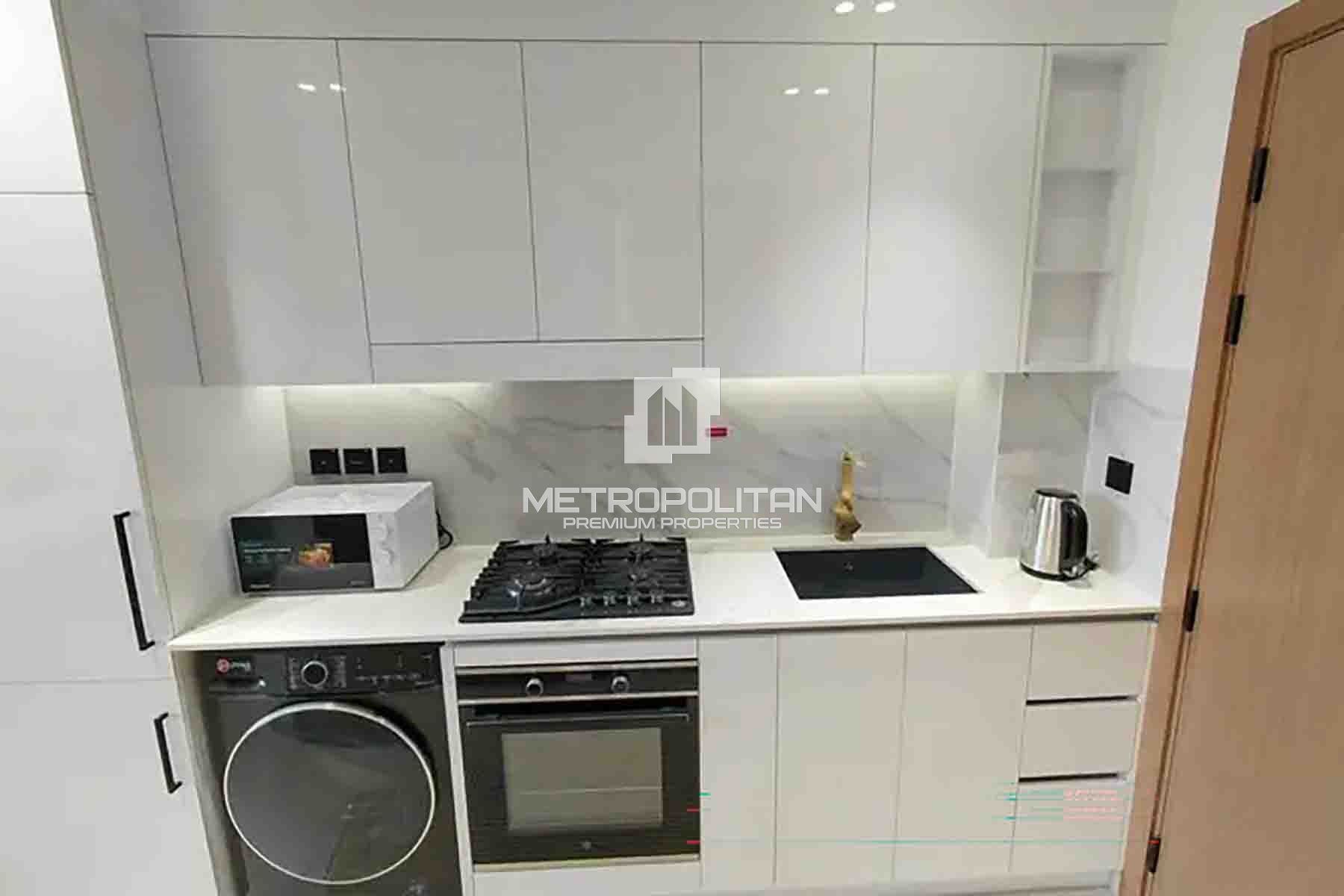 Studio Apartment for Rent in Binghatti Azure, Jumeirah Village Circle - MPR-11045