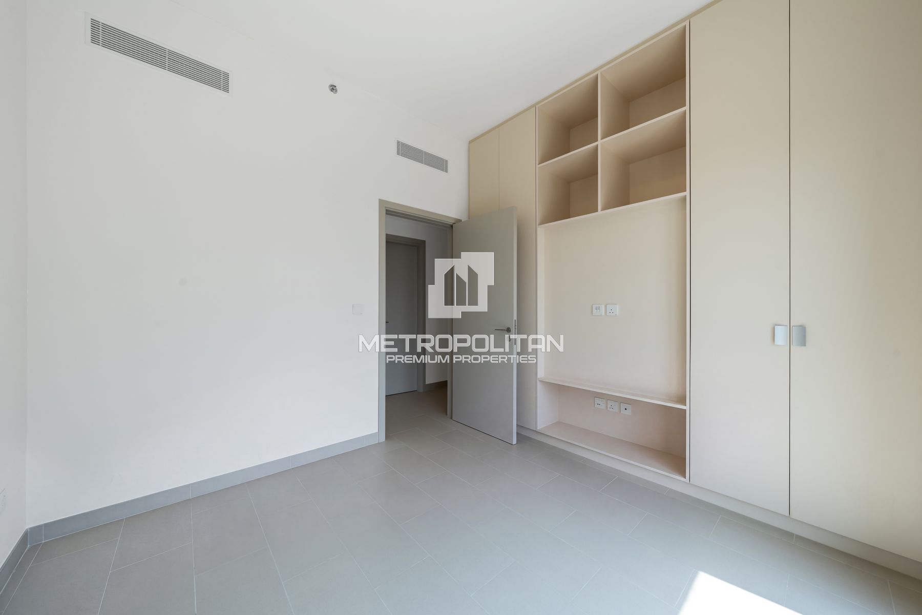 High Floor | Near Park & Mall | Bright Layout