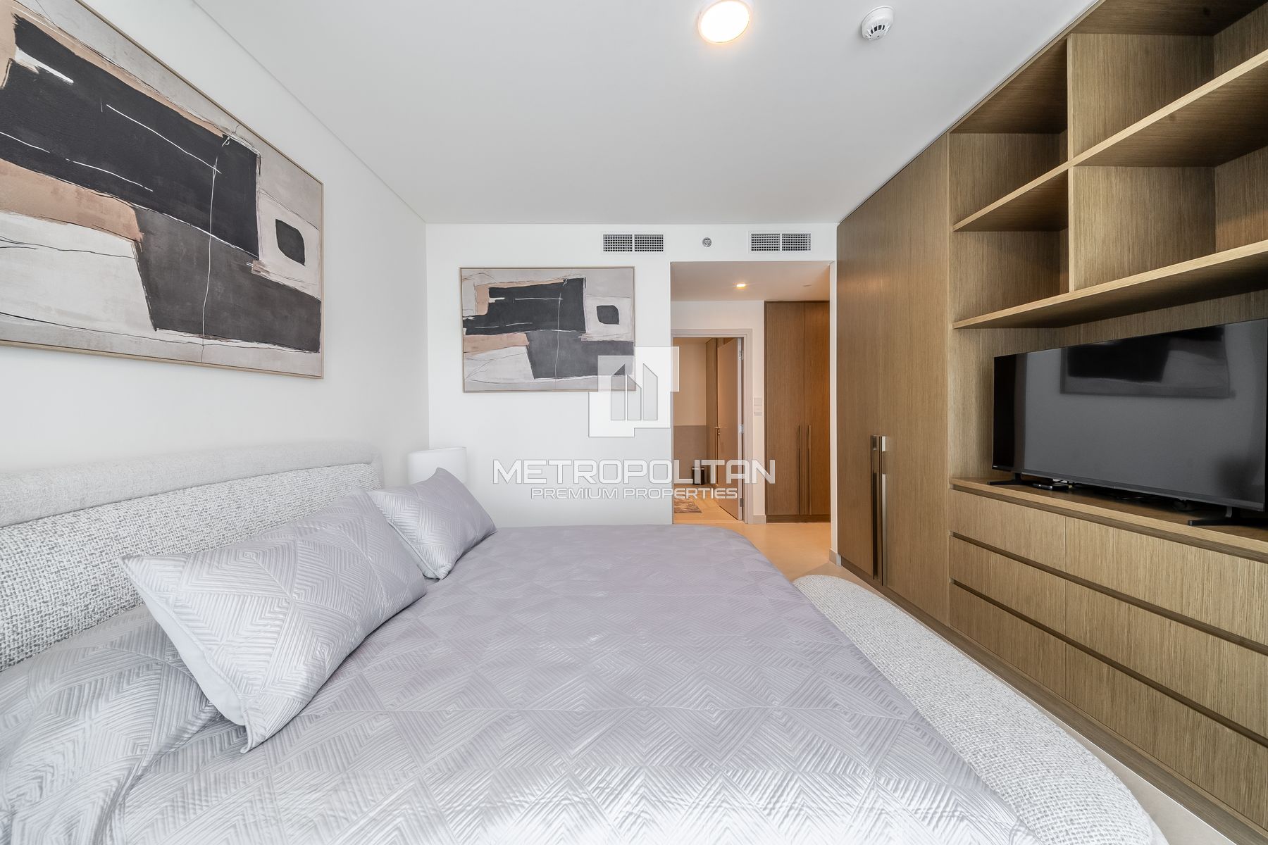 Elegant Furnished | Upgraded | Waterfront Living