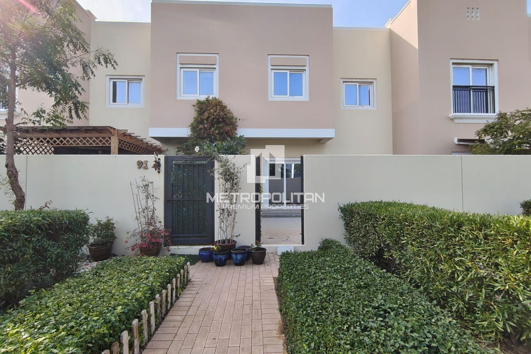 Spacious 3BR Villa | Ready to Move | 3 Cheques