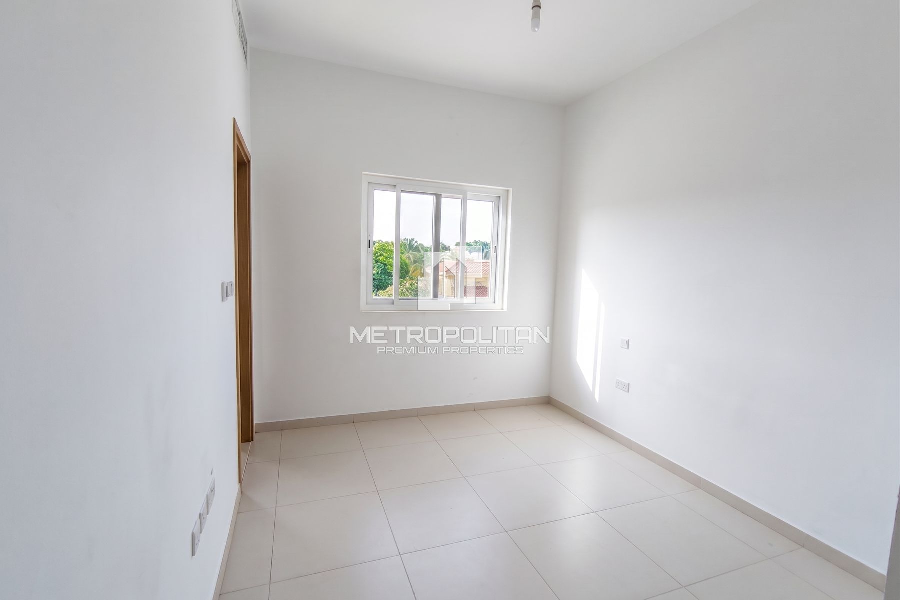 Spacious 3BR Villa | Ready to Move | 3 Cheques