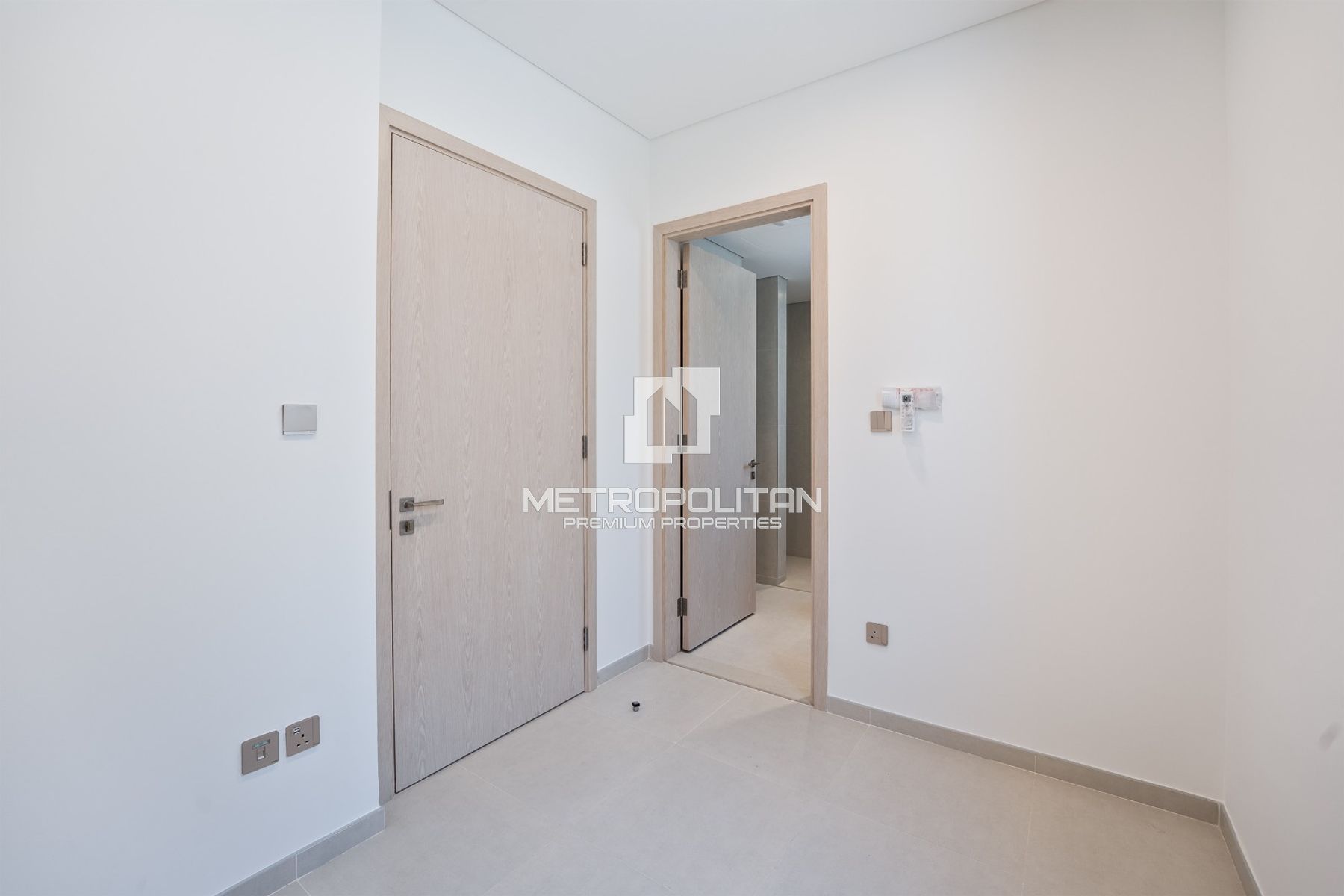 Exclusive | G+2 | Private Pool & Lift | Type D2