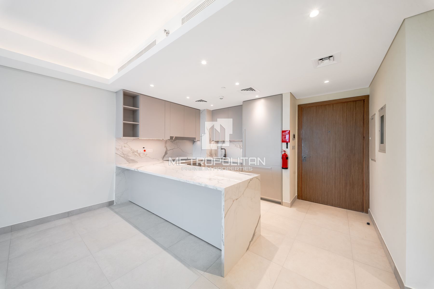 2BR Apartment for Rent in Lamaa 3, Umm Suqeim - MPR-11085
